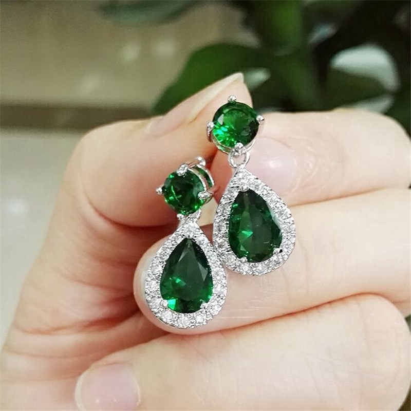 Berlian Emerald Anting-Anting Drop Berbentuk Kristal Hijau Telinga Perhiasan