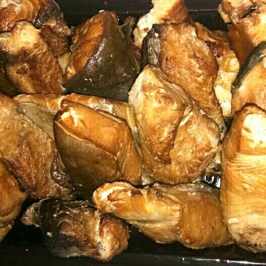 

Ikan Asap - Ikan Pari Asap - Gosend/Grab Saja