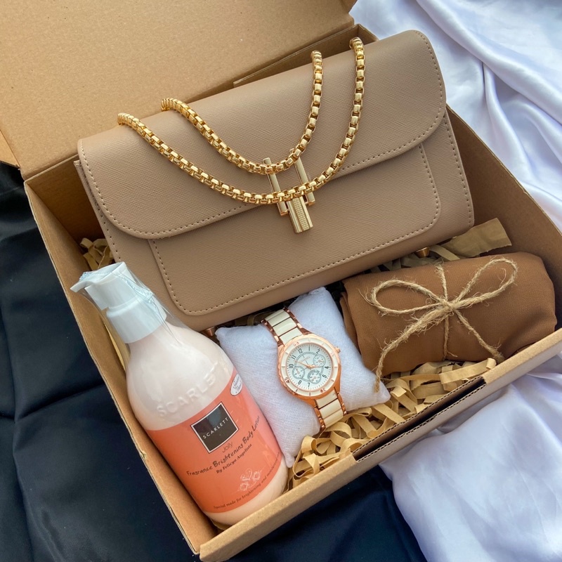 KADO PACAR TAS SELEMPANG CEWEK HAMPERS [KDW020] TAS 2525 OUTFIT CEWEK