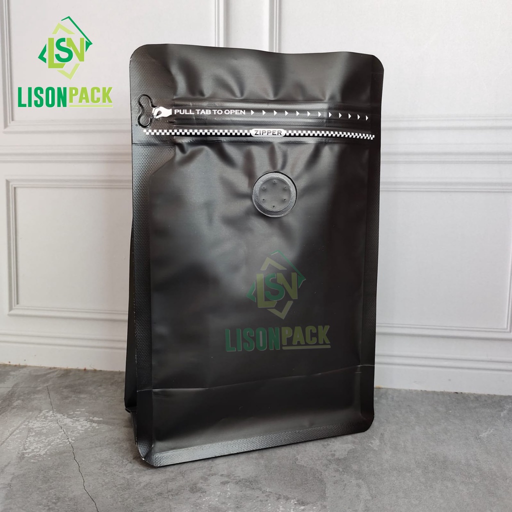 

Kemasan Flat Bottom Zipper Black 250gr | Kemasan Kopi