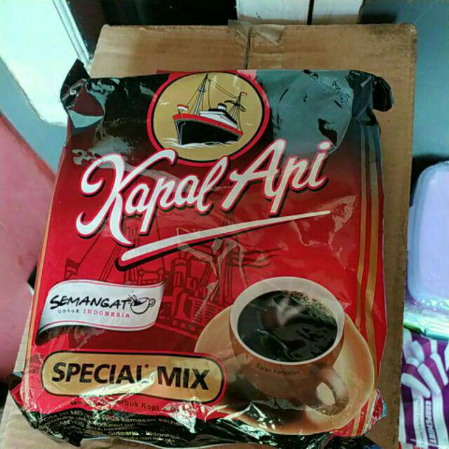 

Kopi kapal api SPECIAL mix+gula isi 1 RENCENG isi 10 pcs