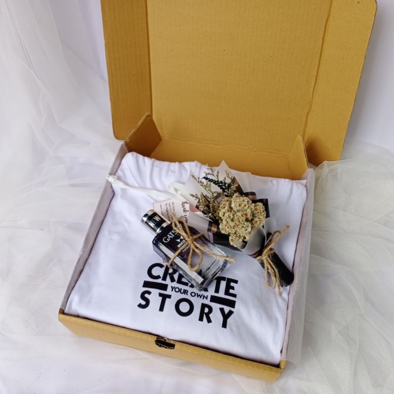 

HAMPERS/KADO ULANGTAHUN/WISUDA/ANNIVERSARY