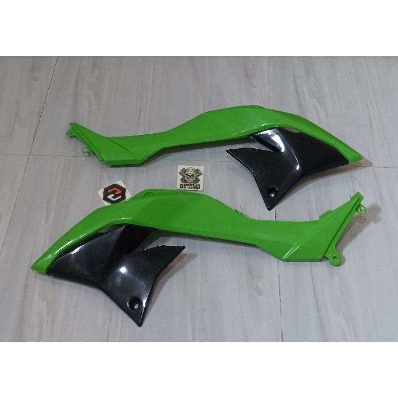 body cover sayap dtraker new hijau HRV