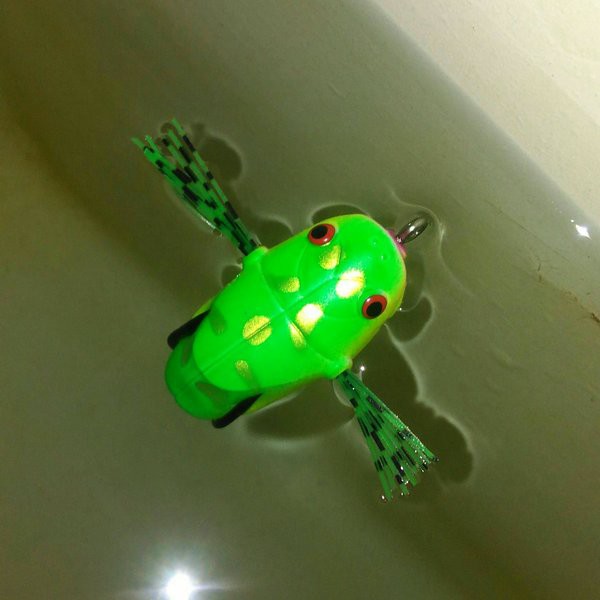 umpan jump pop frog  lure casting tiny frog