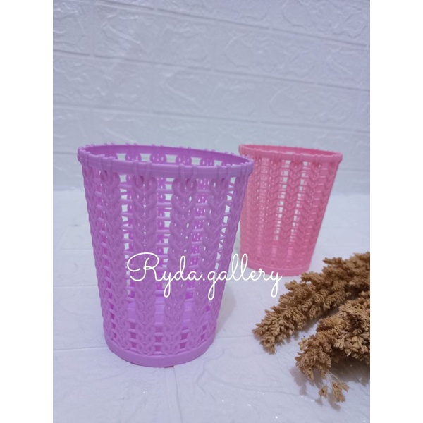 

BUCKET SERBAGUNA / TEMPAT MULTIFUNGSI