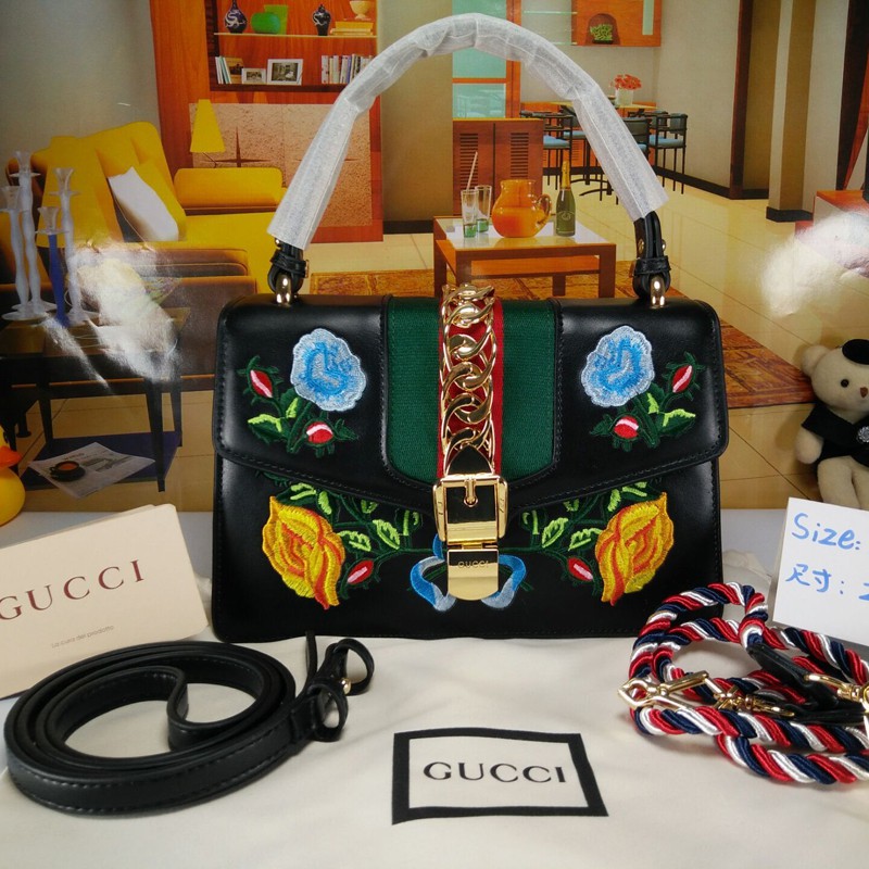 gucci messenger sling bag