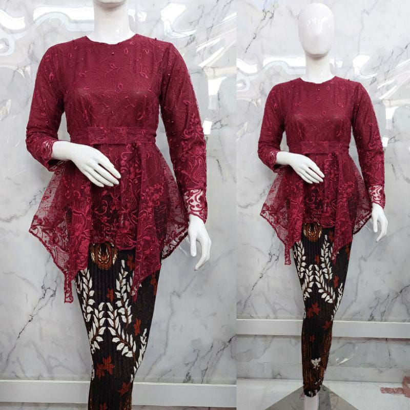 Kebaya Tille/Gomes Pita/ Kebaya Pesta/ Kebaya Modern/ Kebaya Wisuda / Setelan Kebaya Rok Batik