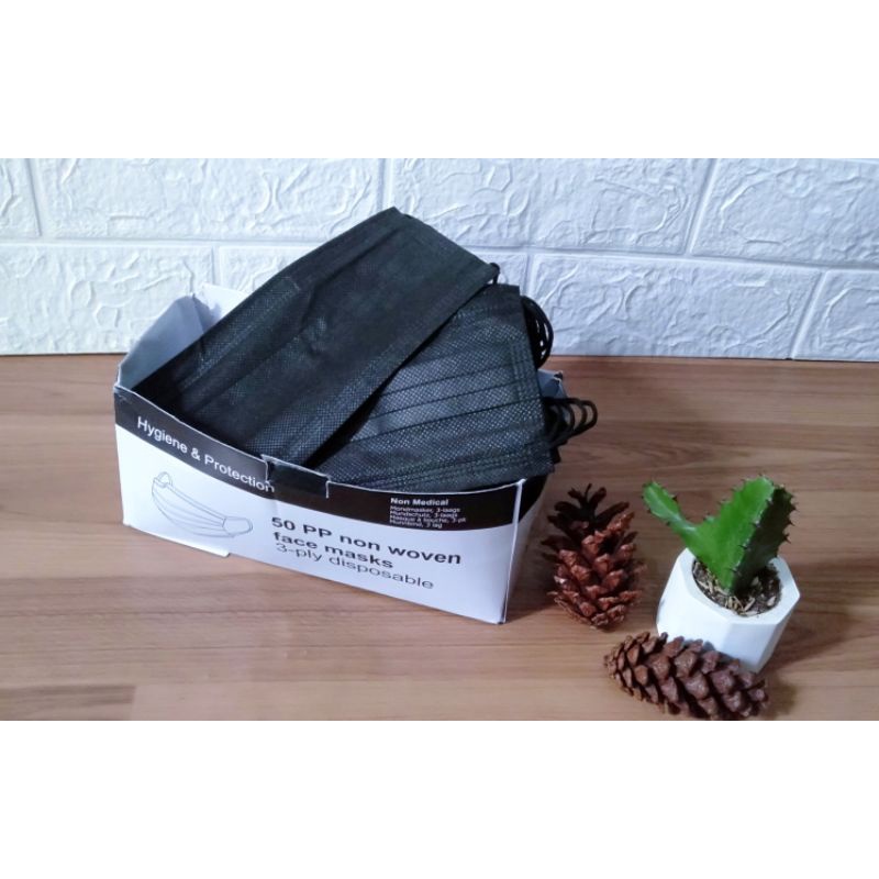 Masker 3PLY Hitam Masker Hitam 3 PLY Masker Medis