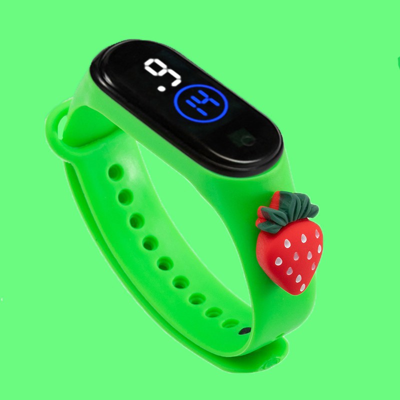 Jam Tangan Elektronik Tahan Air IP67 Motif Kartun Anak Laki-laki Perempuan LED Minimalis Gelang A25-Green Strawberry