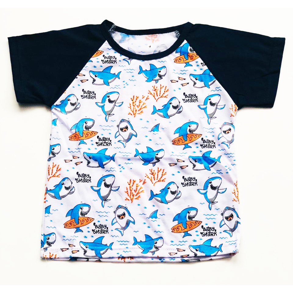 Kaos Raglan Anak Fullprint Baby Shark Lengan Pendek