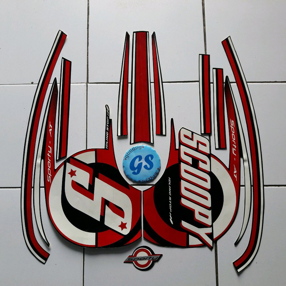 Variasi striping scoopy sporty fi 2015 hitam-merah