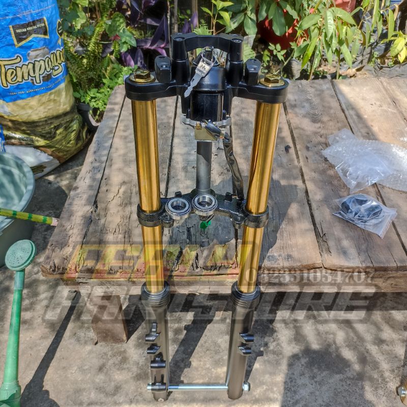 SHOCK SKOK SHOK DEPAN NINJA R AS GOLD PNP HONDA CB GL MEGAPRO TIGER GL100 SHOCKBREAKER DEPAN NINJA M
