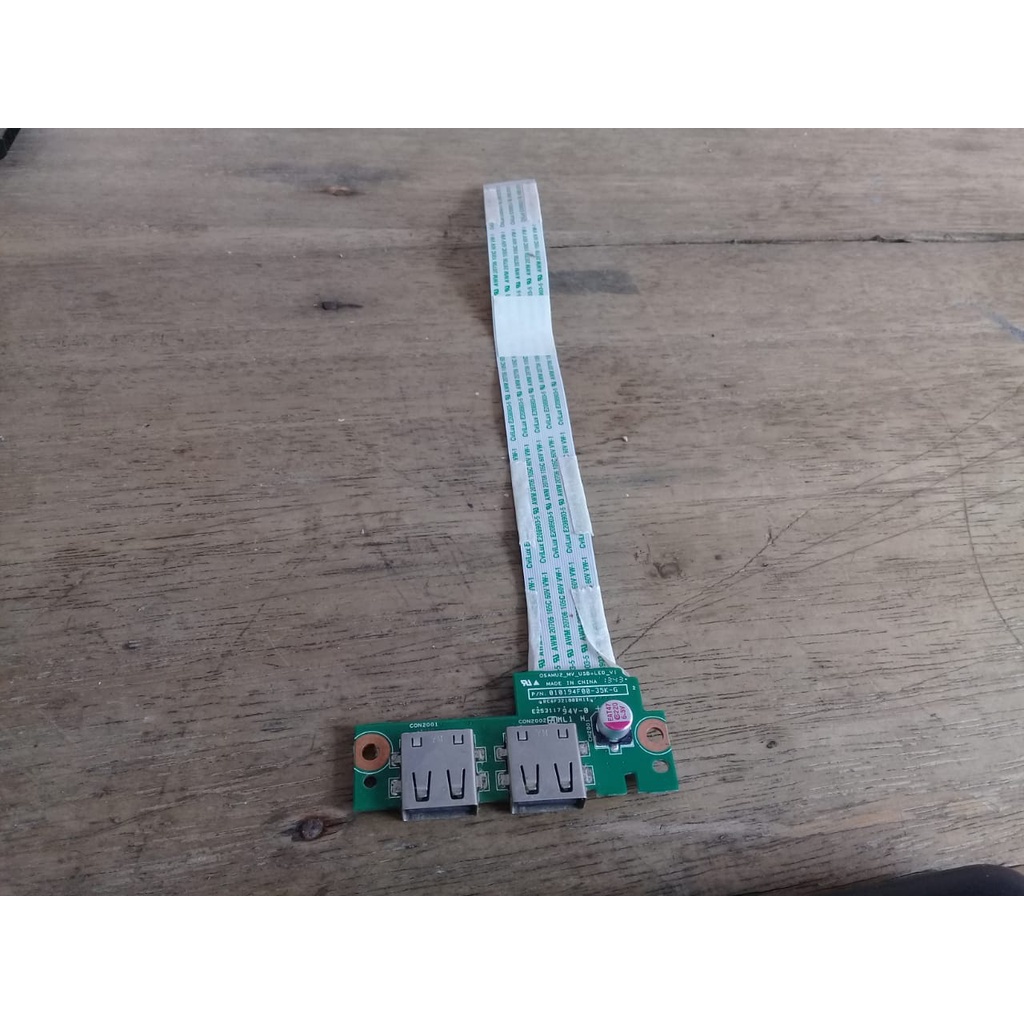 Port USB Laptop HP14