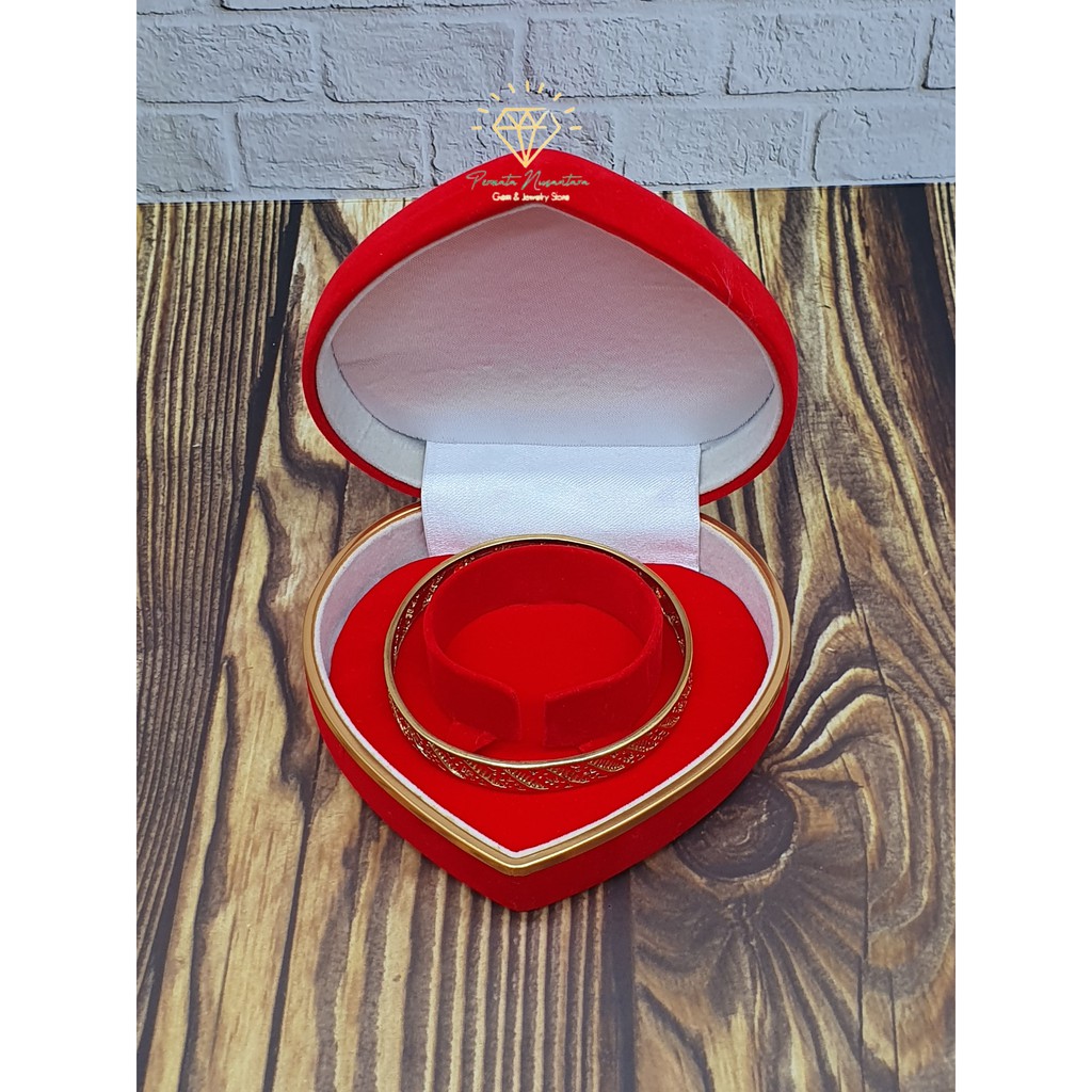 Box Gelang Kotak Perhiasan Gelang Bentuk LoveList