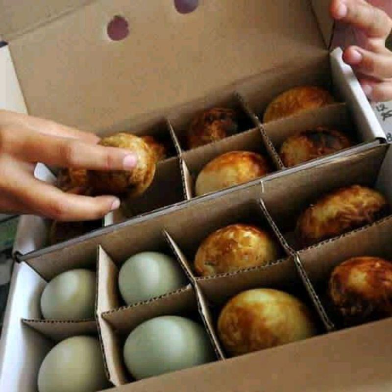 

TELUR ASIN VARIASI ISI 5 BAKAR DAN 5 REBUS ASLI DARI ASAL BREBES