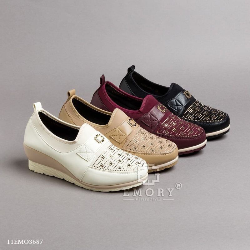 sepatu emory