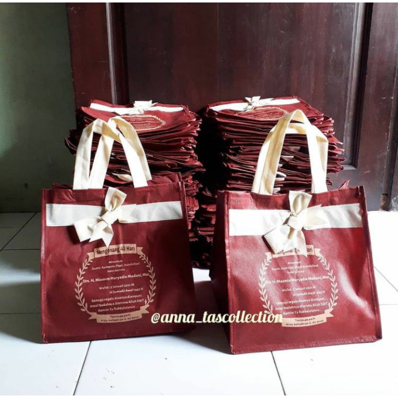 

Tas spunbond sablon/Box Nasi/Box Kue 22x22x25 min 50pcs (tas jahit)