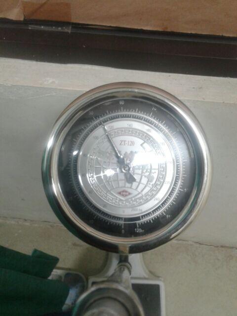 Pisau Buah Warna-warni (besar)