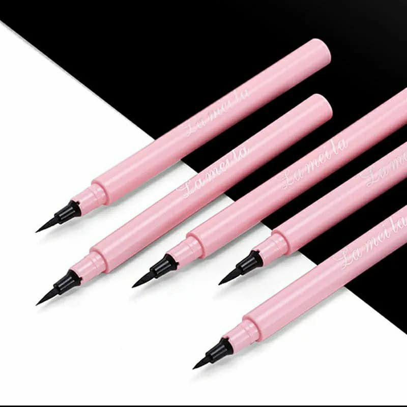 Lameila Eyeliner Pen Fine Brush Head Spidol Waterproof Rumah Cantik 354 Dengan Warna Yang Intense dan Terlihat Menarik saat Digunakan