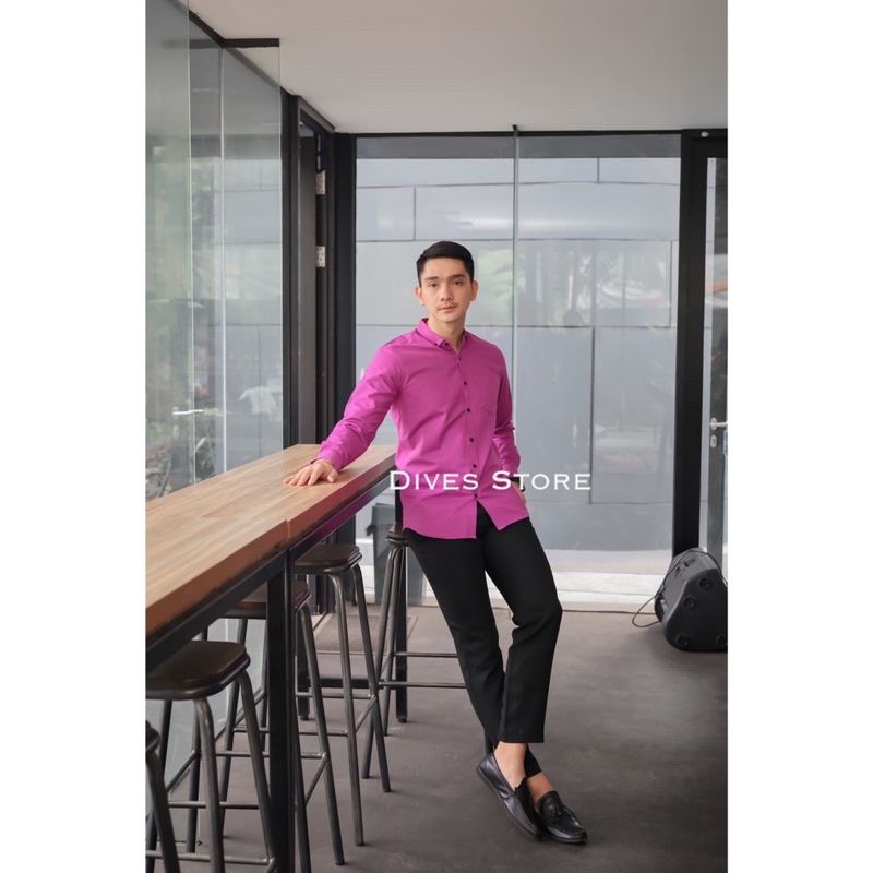 Kemeja pria polos slimfit kasual basic HeM lengan panjang ungu