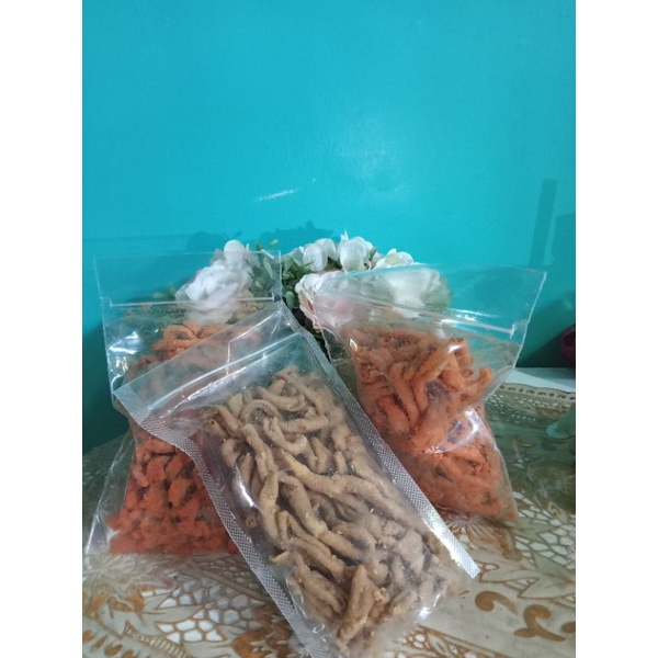 

keripik usus crispy