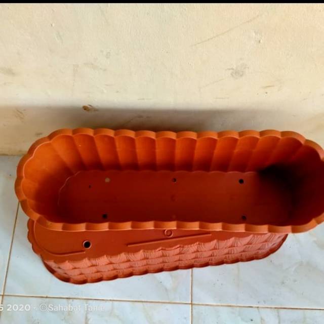 Pot panjang 70cm motif kayu/ pot tanaman