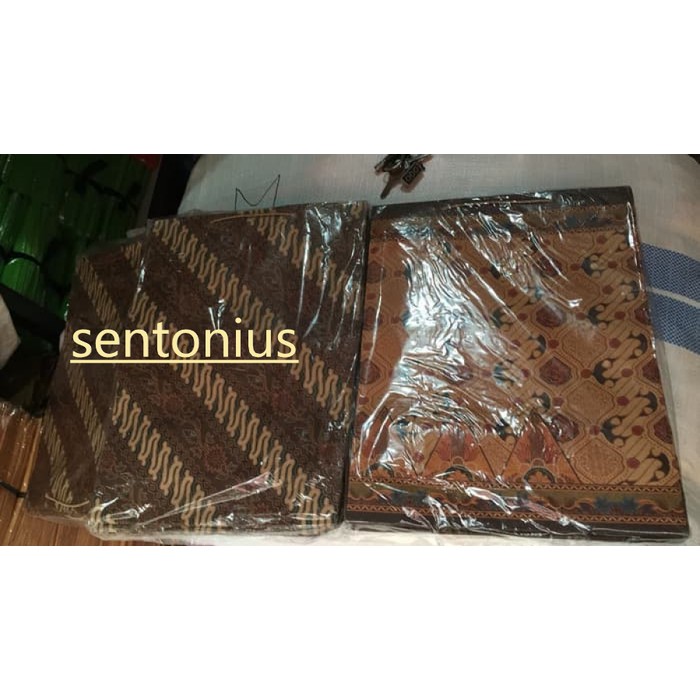 

PAPERBAG / KANTONG KARTON BATIK UKURAN FOLIO (25x33x8,5)