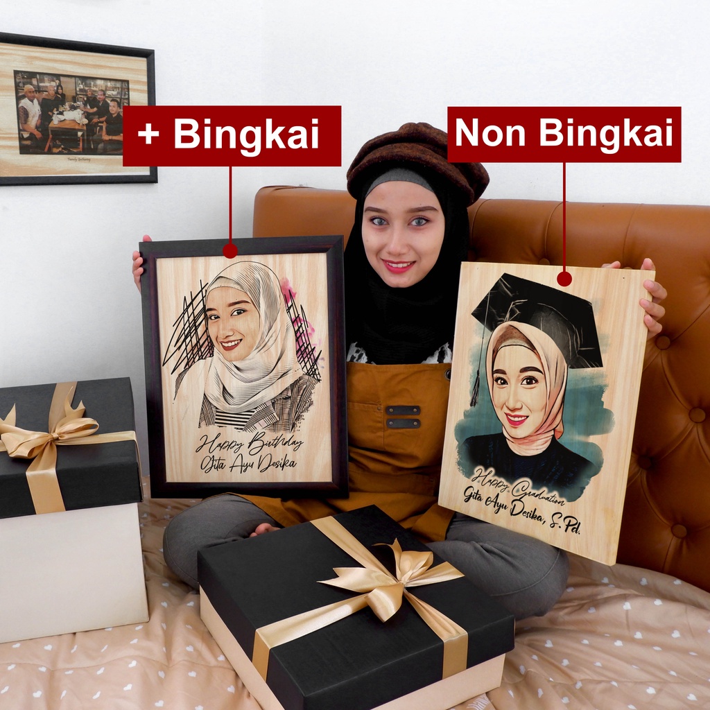 kayu foto lukis wajah hadiah ulang tahun wisuda kado ulang tahun anniversary wedding