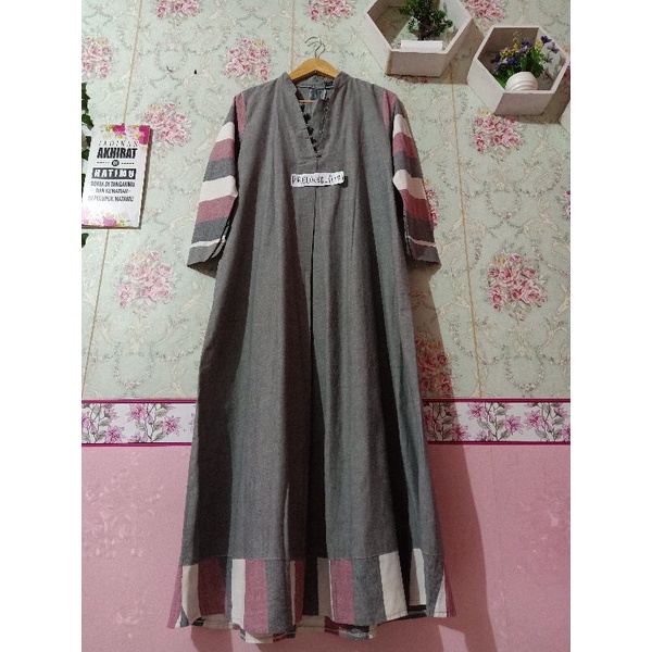 Gamis preloved D'LOVERA Dress second pl muslimah syar'i Maxy umbrella seken bekas