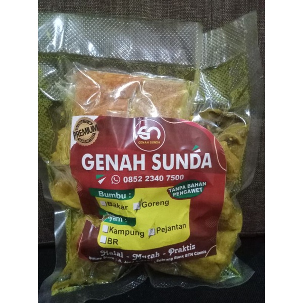 

AYAM GORENG PEJANTAN lengkap serundeng sambel khas genah sunda