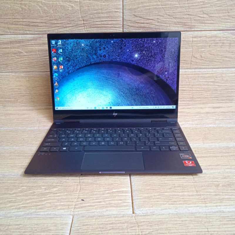 HP ENVY x360 convertible AMD Ryzen 7 2700U ram 8GB ssd 512GB
