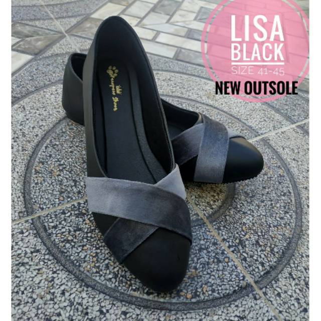 Lisa Black Shoes | Sepatu Wanita Big Size Jumbo Flat Heels Ukuran Besar 41 - 45