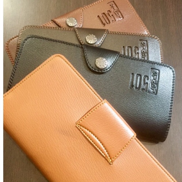 Dompet lipat pria ukuran panjang 18cmx9cm bahan kulit sintetis lokal colombo tebal dan lembut #dompet #dompetlipat #dompetpria #dompetcowok #dompetpanjang #dompetfyp