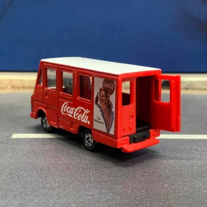 Tomica Kuji 8 Coca Cola Art Collection Quick Delivery Van China #A