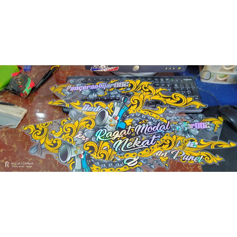 STRIPING VIXION JARI-JARI SILUMAN VIJAR VARIASI TRANSPARAN HOLOGRAM