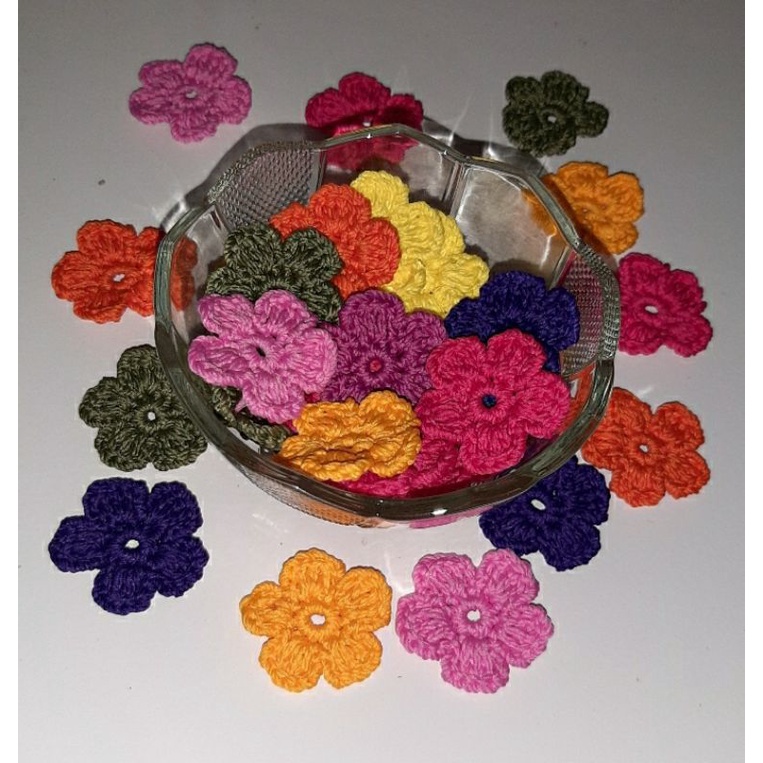 aplikasi tempel / hiasan tempel bunga rajut