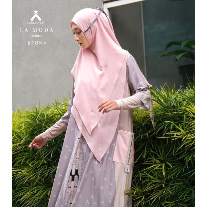 preloved  yunia syar'i la moda bruna