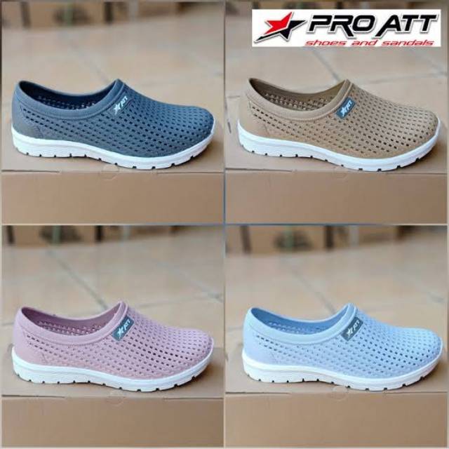 Sepatu slip on wanita pro att lentur dan nyaman dipakai