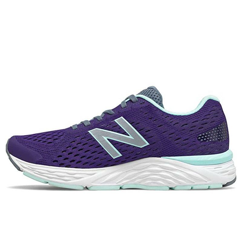 New Balance FF 680V6