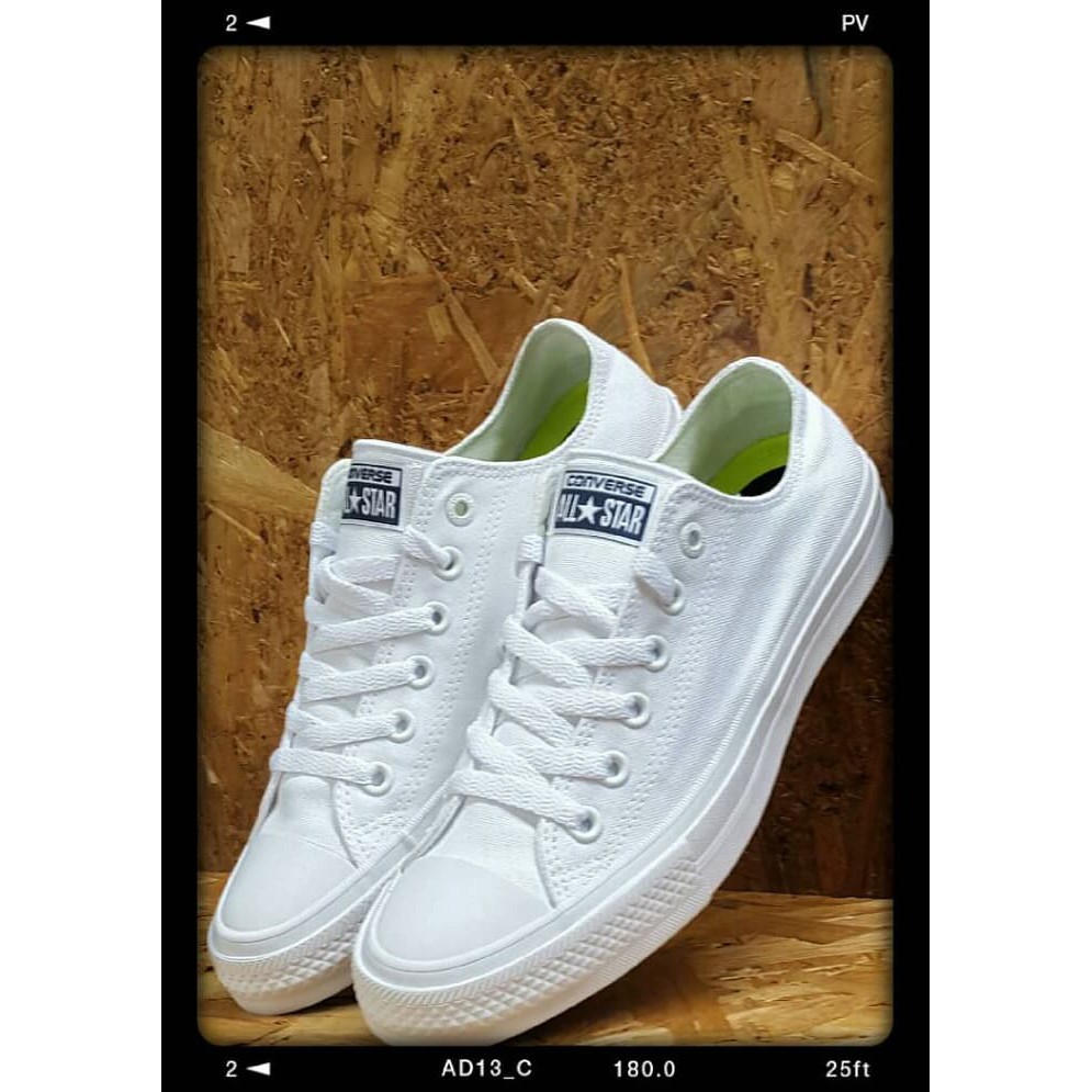 Sepatu ALL STAR CONVERSE Chock Taylor ll Low White 100% Original - Putih- 39