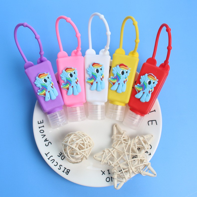 READY Botol Hand Sanitizer Bentuk Trapesium Motif Gantungan Tas Koper Medis Silicone Medis