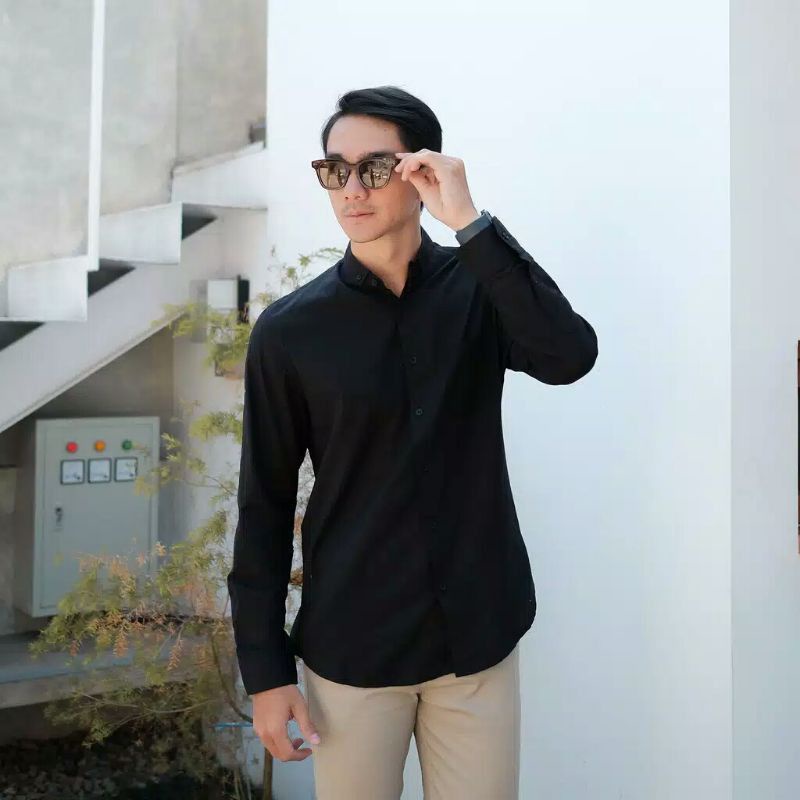 (Bisa COD) Baju formal putih polos murah berkualitas  Baju Kantor Cowok kasual Lengan Panjang-1