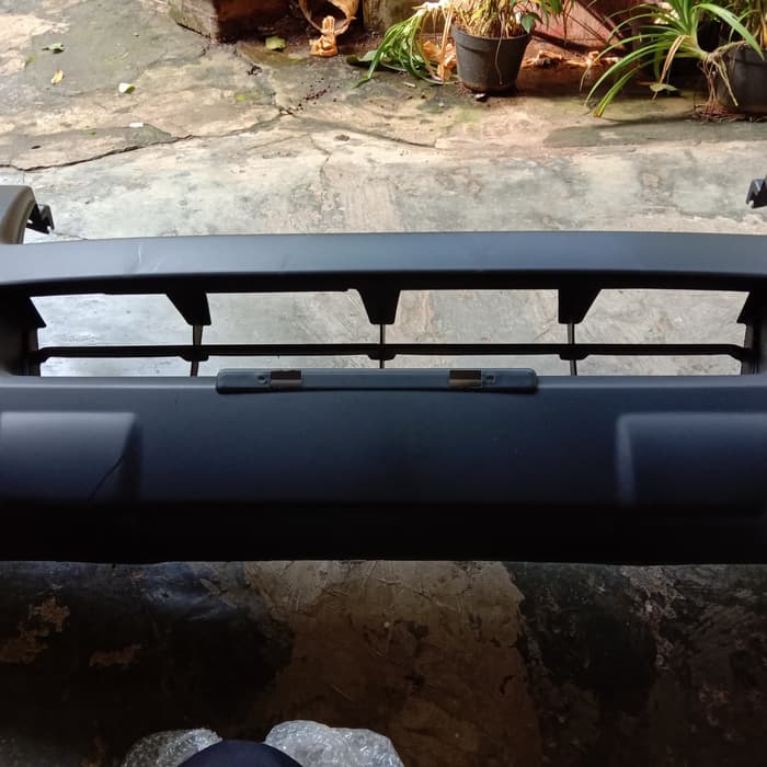 bumper depan isuzu d max 4jj Terjangkau