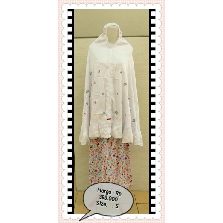 Dannis Mukenah Size S untuk anak TK-SD kelas 3