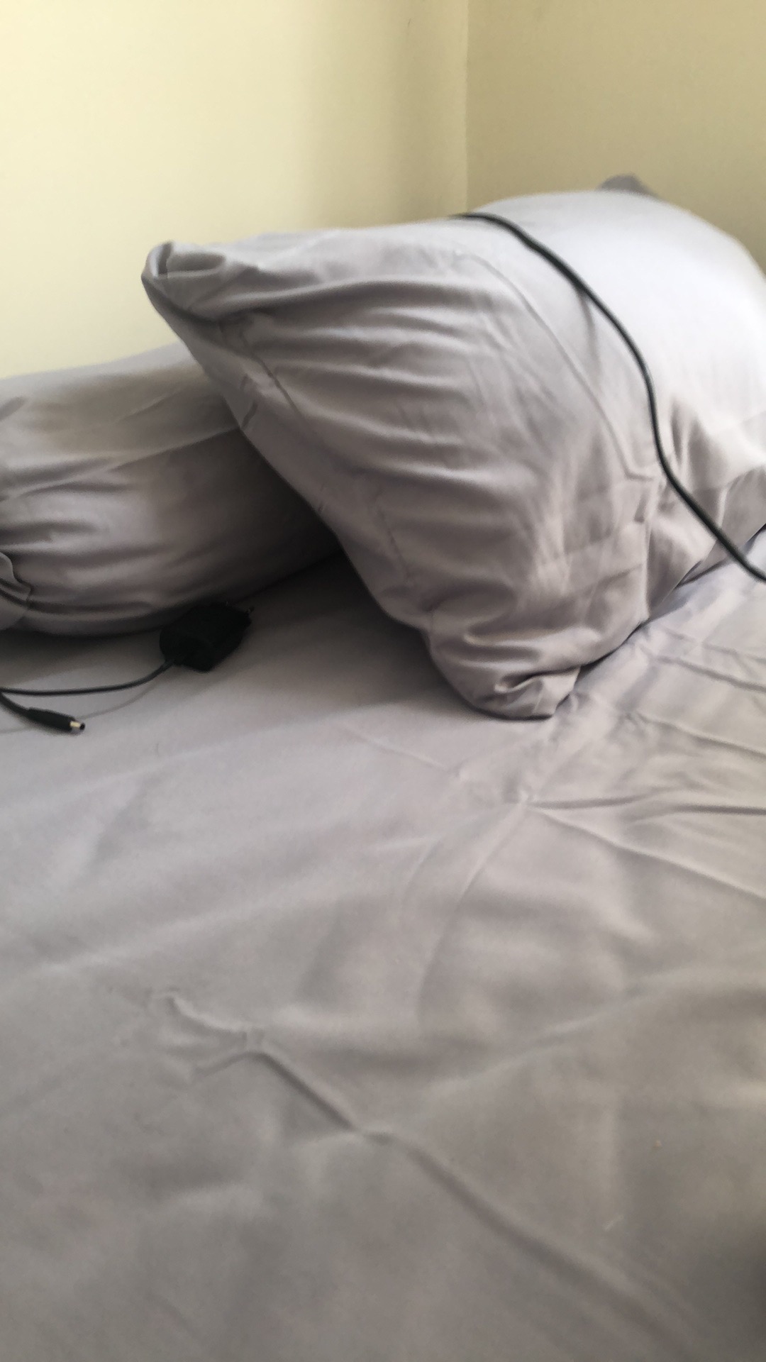 Ww Bed Cover Vito Signature - Polos - Pilihan Warna - Flat - 120x200 (single)