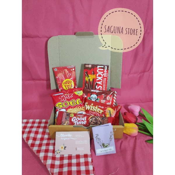 

Snack Box/Medium/Gift Box/Graduation Gift/Kado Wisuda/Kado Ulang Tahun/Birthday Gift/Hampers Snack