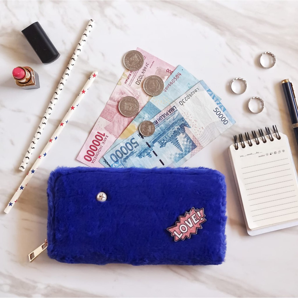 DOMPET LOVE FLUFFY WALLET ALA HARAJUKU