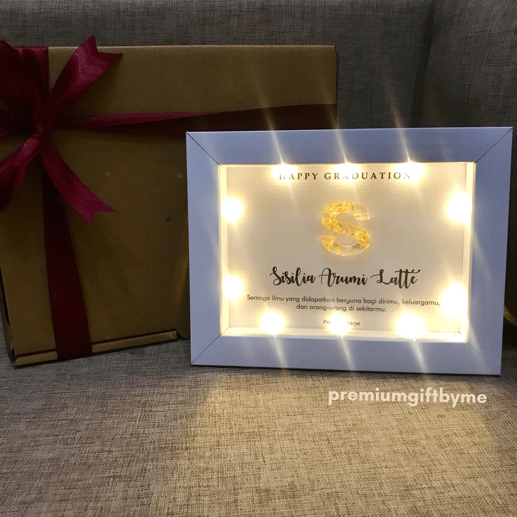 RESIN Frame 3D 5R 13x18 6R 15x20 LED Kado Ultah Hadiah Pernikahan Gift Paket Wisuda Ulang Tahun Tunangan Kelahiran Hampers Premium Murah Unik Estetik Aesthetic Sahabat Pacar Istri Bayi Anak Box Figura Pigura Lampu