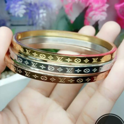 Gelang titanium terlaris/terhits GOLD,ROSEGOLD,SILVER anti karat selamanya/ gelang bangle titanium