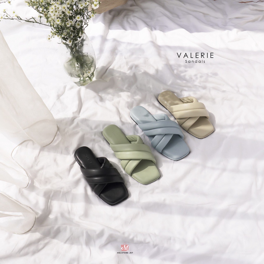 Damelia Valerie Sandals Wanita